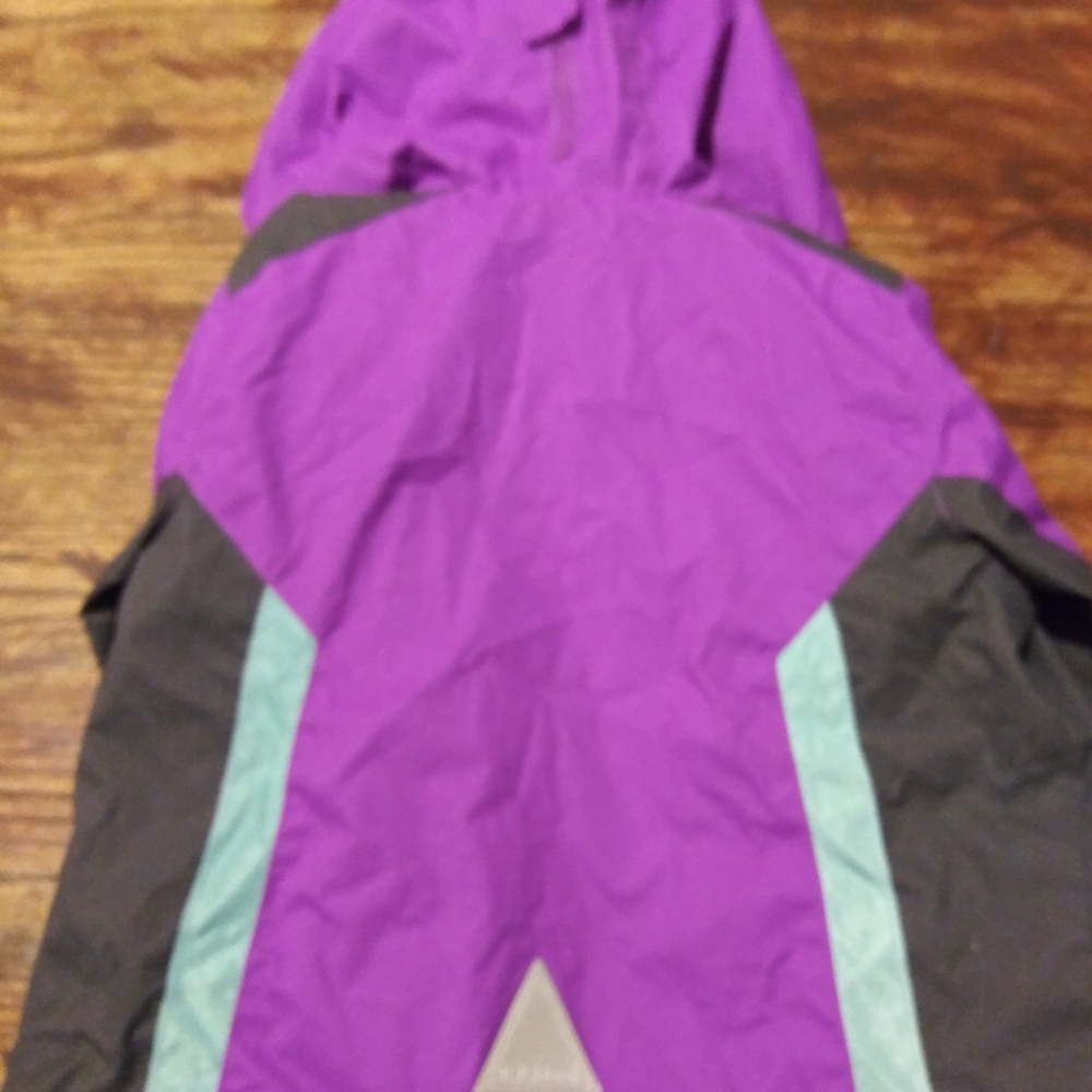 Girl's Jacket - Picture 3 of 4